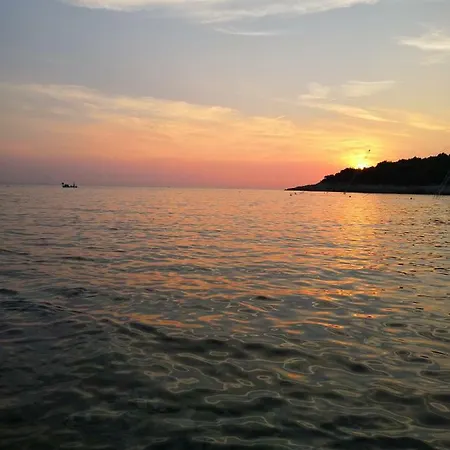 Colosseum 아파트 풀라